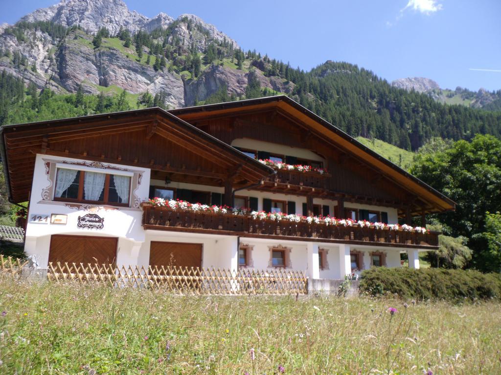 Haus Monika Apartment Nesselwängle Room photo